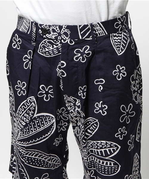 EDIFICE（エディフィス）の「◇イオラニベッチュウ インプリーツ ショーツ（その他パンツ・メンズ・ホワイト/ネイビー・44/48/46）」の6枚目の写真