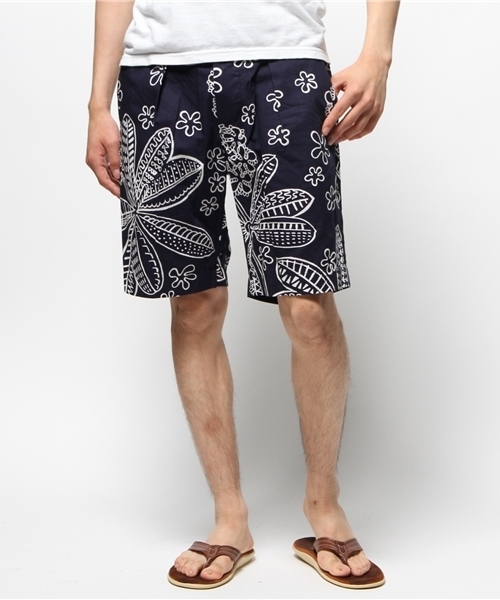 EDIFICE（エディフィス）の「◇イオラニベッチュウ インプリーツ ショーツ（その他パンツ・メンズ・ホワイト/ネイビー・44/48/46）」の13枚目の写真