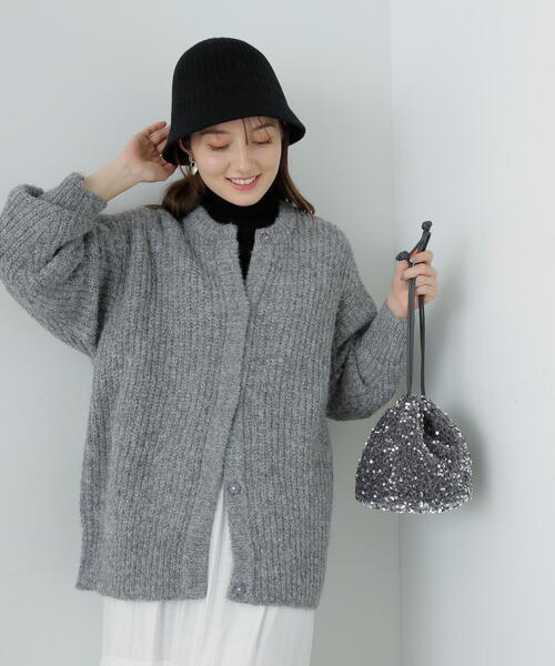 N.(N. Natural Beauty Basic)(エヌエヌナチュラルビューティーベーシック)の「◆ローゲージニットカーディガン(カーディガン/ボレロ・レディース・オフホワイト/杢グレー/ベージュ・MEDIUM)」の4枚目の写真