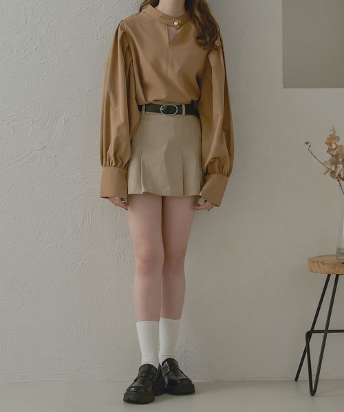 Ambre Neige(アンブルネージュ)の「【前後2WAY】フェイクスウェードボリュームブラウス/【WEB/EC限定商品】(シャツ/ブラウス・レディース・ベージュ/ダークブラウン/アイボリー・FREE)」の17枚目の写真