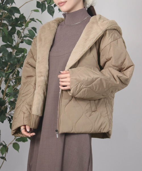 Social GIRL（ソーシャルガール）の「ファーフード付きキルトブルゾン（ブルゾン・レディース・グレー/ブラック/モカ/カーキ/ホワイト・M/L/LL）」の4枚目の写真
