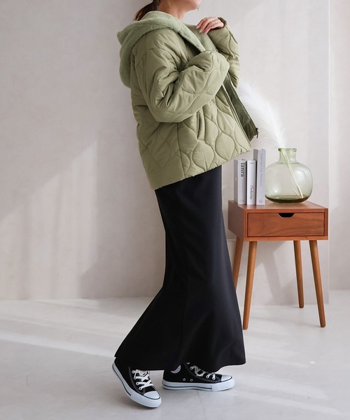 Social GIRL（ソーシャルガール）の「ファーフード付きキルトブルゾン（ブルゾン・レディース・グレー/ブラック/モカ/カーキ/ホワイト・M/L/LL）」の10枚目の写真