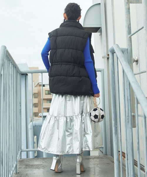 Narcissus(ナルシス)の「【Narcissus】ダウンベスト(ダウンベスト・レディース・ブラック/ホワイト・FREE)」の3枚目の写真