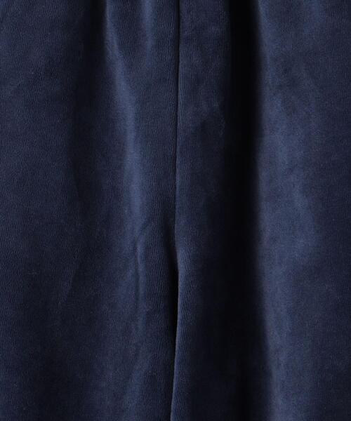 green label relaxing（グリーンレーベルリラクシング）の「TJ カットベロア サイドテープ パンツ 140cm-160cm（その他パンツ・キッズ・ネイビー/ブラック・140cm/150cm/160cm）」の4枚目の写真