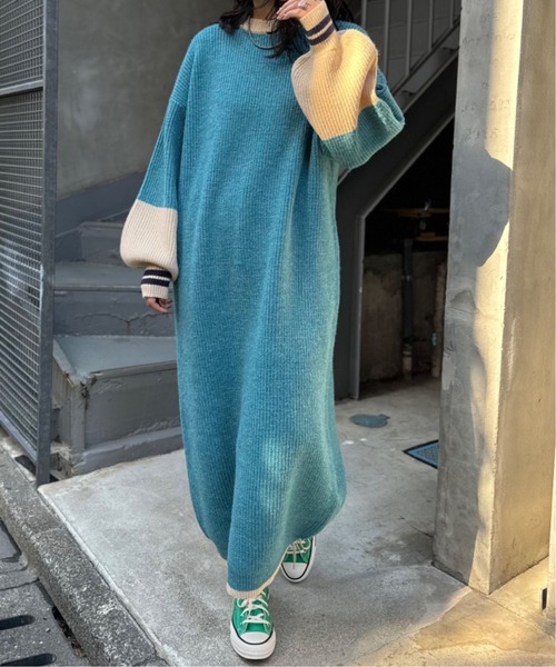 mi via loca（ミヴィアロカ）の「バイカラー畦ニットワンピース（ワンピース・レディース・トップグレー/ターコイズブルー・FREE）」の2枚目の写真