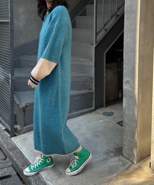 mi via loca（ミヴィアロカ）の「バイカラー畦ニットワンピース（ワンピース・レディース・トップグレー/ターコイズブルー・FREE）」の12枚目の写真