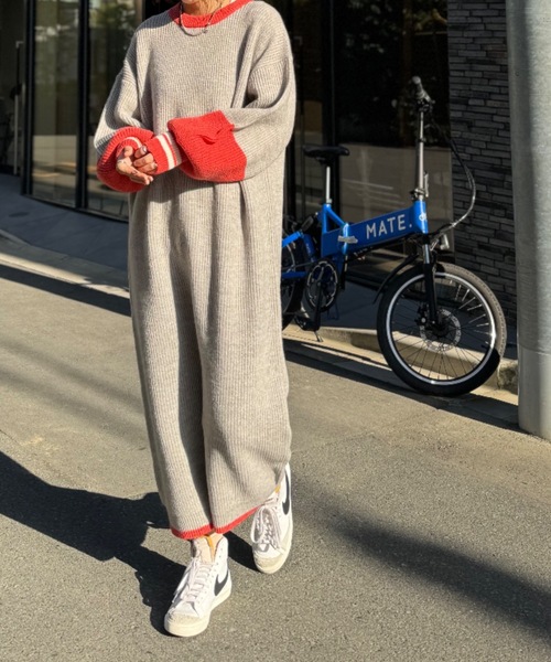 mi via loca（ミヴィアロカ）の「バイカラー畦ニットワンピース（ワンピース・レディース・トップグレー/ターコイズブルー・FREE）」の8枚目の写真