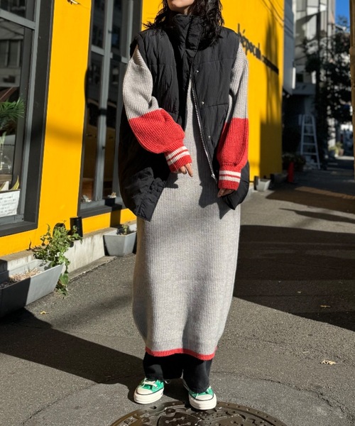 mi via loca（ミヴィアロカ）の「バイカラー畦ニットワンピース（ワンピース・レディース・トップグレー/ターコイズブルー・FREE）」の21枚目の写真