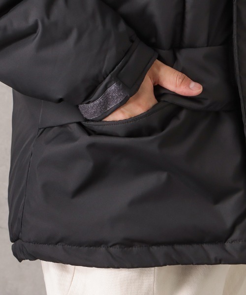 PEN FIELD（ペンフィールド）の「Penfield ラウンドテールボリュームフードジャケット（ダウンジャケット/コート・メンズ・ベージュ/カーキ・L/XL/M）」の9枚目の写真