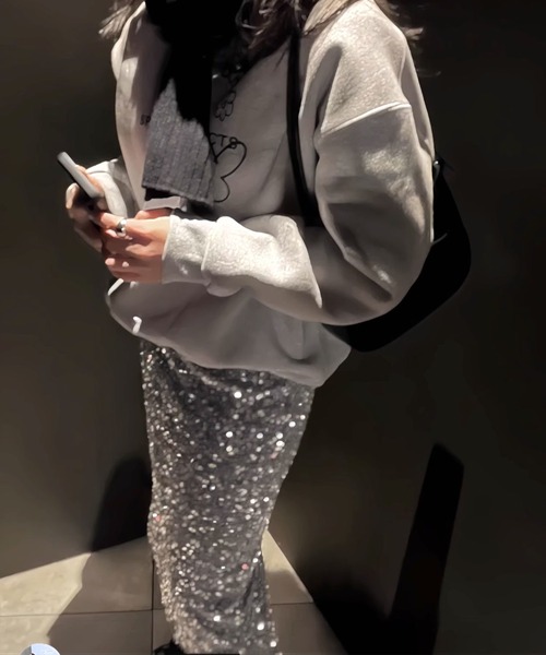 LAC-VERT（ラック・ヴェール）の「スパンコール ロングスカート（スカート・レディース・シルバー/ブラック・M/L）」の3枚目の写真