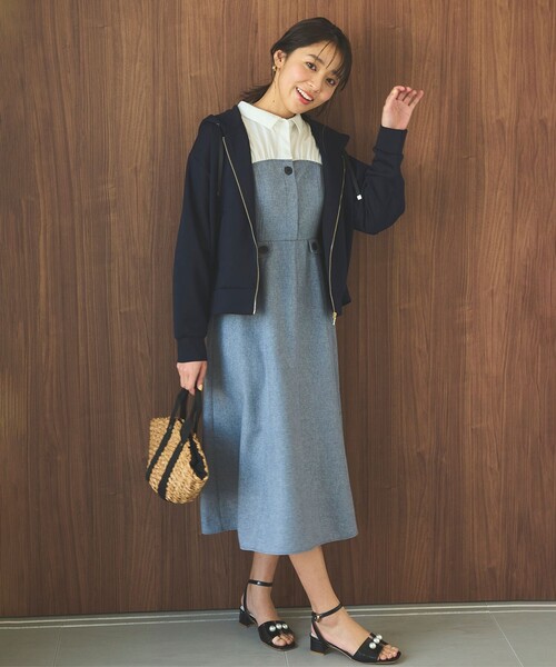 Feroux（フェルゥ）の「パールポイント サンダル（サンダル・レディース・シルバー系/ブラック系・LARGE/MEDIUM）」の6枚目の写真