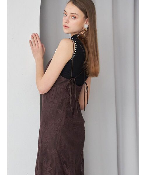 MERCURYDUO（マーキュリーデュオ）の「アームパールノースリニット（ニット/セーター・レディース・ブラック/オフホワイト/ブルー/ベビーピンク・FREE）」の8枚目の写真