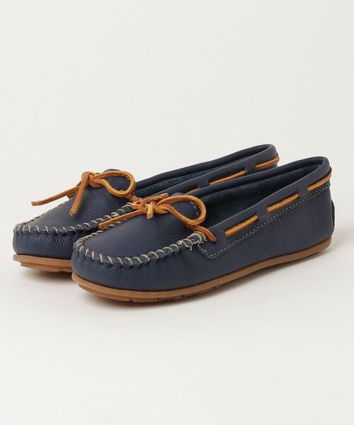 Minnetonka（ミネトンカ）の「『ミネトンカ MINNETONKA』 BOAT MOC（モカシン/デッキシューズ・レディース・レッド/アイボリー/ブラウン系その他/ブルー系その他/ネイビー・24cm/21.5cm/22cm/22.5cm/23cm/23.5cm/US8/25.5cm）」の4枚目の写真
