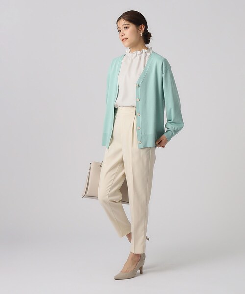 DRESKIP（ドレスキップ）の「◆【UV/洗える/M-LL】金ボタンがきらめく Vネックニットカーディガン（カーディガン/ボレロ・レディース・オフホワイト/グレー/ブラック/ライトブルー・02/03/04）」の15枚目の写真