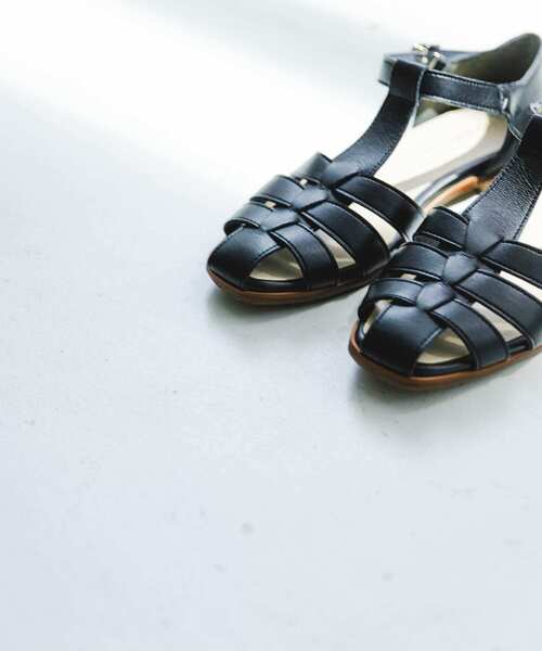 RODE SKO（ロデスコ）の「『MADE IN JAPAN』グルカサンダル（サンダル・レディース・シルバー/ブラック・36/37/38）」の4枚目の写真