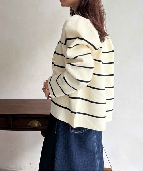 Chez toi（シェトワ）の「軽量ミラノリブニットテーラードジャケット（テーラードジャケット・レディース・ネイビー/オフホワイト・FREE）」の20枚目の写真