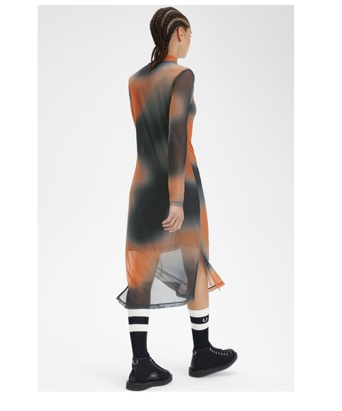 ワンピース FRED PERRY Printed Mesh Mock Neck Dress FRED PERRY（フレッドペリー）の「Printed Mesh Mock Neck Dress
