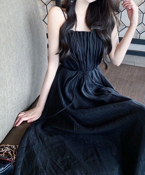［値下］cavezarosso ✖︎ chikaコラボ　シャーリングミニワンピース 限定品]cavezarosso Chikaコラボ シャーリングミニワンピース