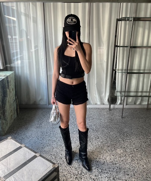 BLONDEY（ブロンディ）の「ベルト付きキャミソール（カップ付き）（キャミソール・レディース・ブラック/チャコールグレー/ブラウン/ホワイト・FREE）」の16枚目の写真