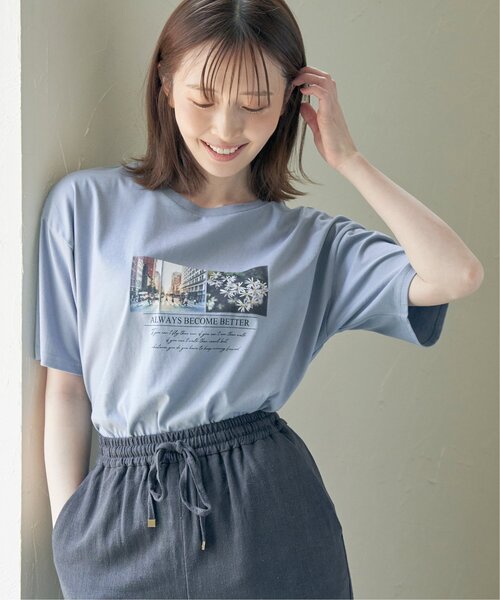 ikka（イッカ）の「ロゴフォトプリントTシャツ（Tシャツ/カットソー・レディース・ホワイト/その他1/オフホワイト/チャコールグレー/スカイブルー・M/L/S）」の4枚目の写真