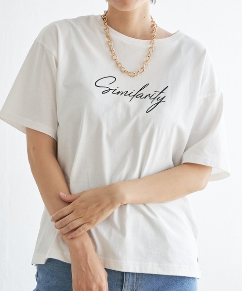 ikka（イッカ）の「ロゴフォトプリントTシャツ（Tシャツ/カットソー・レディース・ホワイト/その他1/オフホワイト/チャコールグレー/スカイブルー・M/L/S）」の2枚目の写真