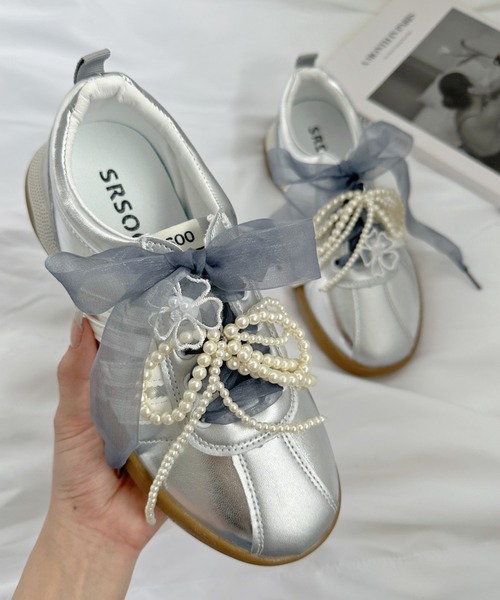 sowang(ソワン)の「ボリュームパールシューズアクセサリー スニーカーチャーム/2SET -volume pearl shoes accessory-(シューズアクセサリー・レディース・ホワイト・FREE)」の12枚目の写真