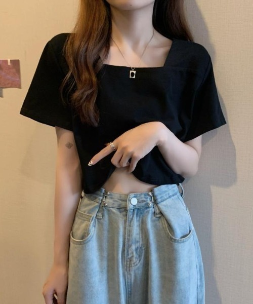 gossip!ロサンゼルス(ゴシップロサンゼルス)の「スクエアネッククロップドTシャツ(Tシャツ/カットソー・レディース・ホワイト/ブラック・S/M)」の5枚目の写真