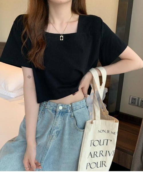 gossip!ロサンゼルス(ゴシップロサンゼルス)の「スクエアネッククロップドTシャツ(Tシャツ/カットソー・レディース・ホワイト/ブラック・S/M)」の4枚目の写真