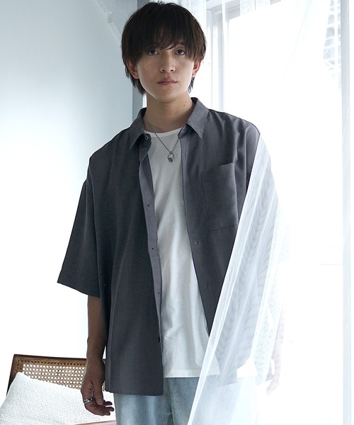 MinoriTY（マイノリティ）の「【MinoriTY】接触冷感テックリネンレギュラーカラー半袖シャツ メンズ カジュアルシャツ オーバーサイズ ビッグシルエット ルーズシルエット 夏服（シャツ/ブラウス・メンズ・ブラック/チャコール/ブラウン/ブルー・S/M/L）」の14枚目の写真