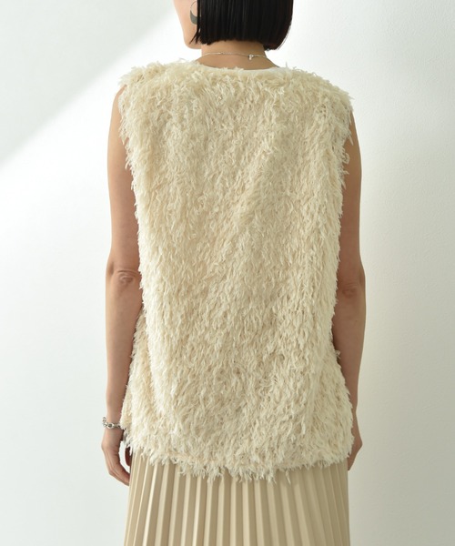 actuel（アクチュエル）の「【ａｃｔｕｅｌ】フェザージャガードＶネックベスト（ベスト・レディース・グレー/アイボリー/ブラック・FREE）」の6枚目の写真