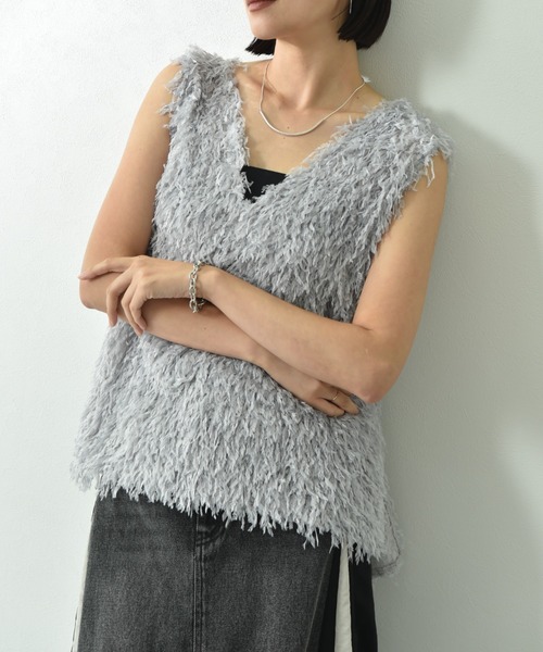 actuel（アクチュエル）の「【ａｃｔｕｅｌ】フェザージャガードＶネックベスト（ベスト・レディース・グレー/アイボリー/ブラック・FREE）」の17枚目の写真