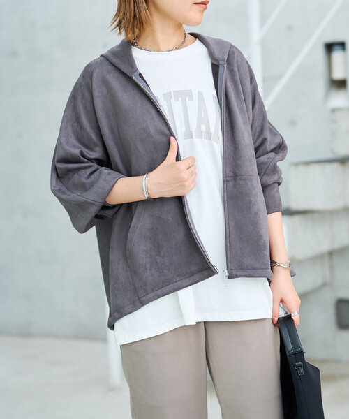 un dix cors(アンディコール)の「《やわらか素材で着回しやすい》マシュマロフェイクスウェードパーカー(パーカー・レディース・チャコールグレー/ライトグレー・FREE)」の1枚目の写真