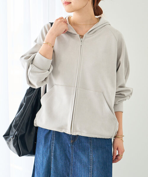 un dix cors(アンディコール)の「《やわらか素材で着回しやすい》マシュマロフェイクスウェードパーカー(パーカー・レディース・チャコールグレー/ライトグレー・FREE)」の13枚目の写真