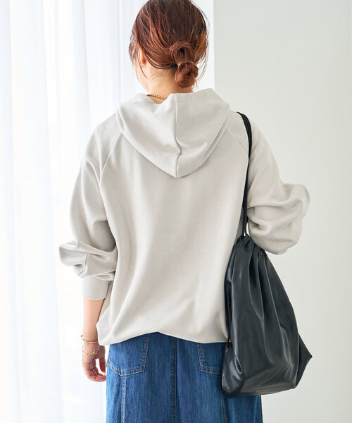 un dix cors(アンディコール)の「《やわらか素材で着回しやすい》マシュマロフェイクスウェードパーカー(パーカー・レディース・チャコールグレー/ライトグレー・FREE)」の16枚目の写真