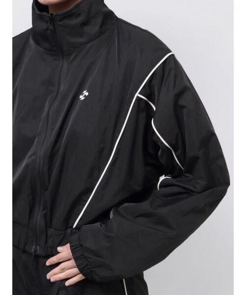 jouetie（ジュエティ）の「ナイロンフリースリバーシブルブルゾン【セットアップ対応】（ブルゾン・レディース・オフホワイト/ブラック・MEDIUM）」の7枚目の写真