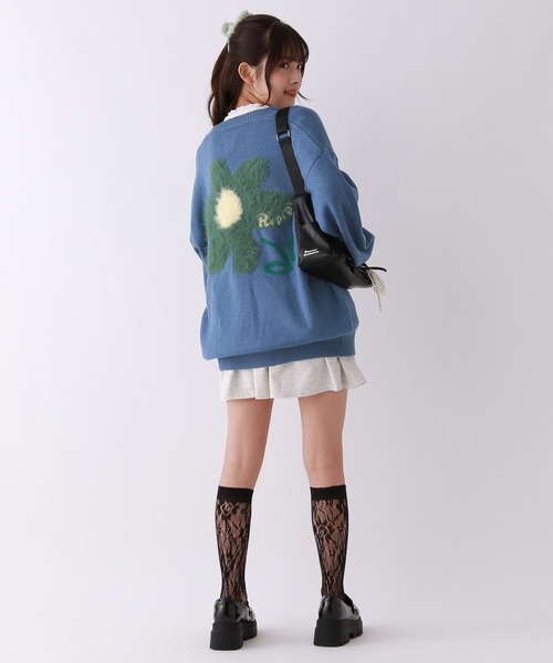 repipi armario（レピピ アルマリオ）の「BACKフラワールーズカーディガン（カーディガン/ボレロ・キッズ・アイボリー/ブラック/ブルー・SMALL/MEDIUM/LARGE）」の11枚目の写真