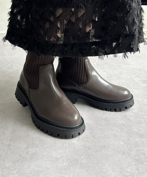 Thevon（ゼボン）の「ニット切替厚底ブーツ（ブーツ・レディース・ブラック/ダークブラウン・M/L）」の10枚目の写真