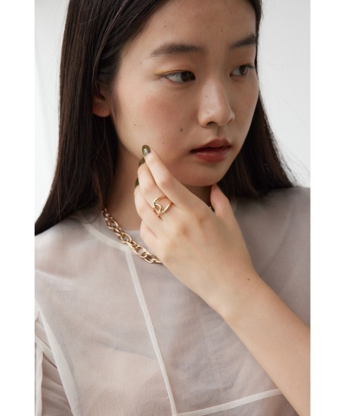 AZUL by moussy（アズールバイマウジー）の「ステンレスオーバーラップリング（リング・レディース・シルバー/ゴールド・FREE）」の12枚目の写真