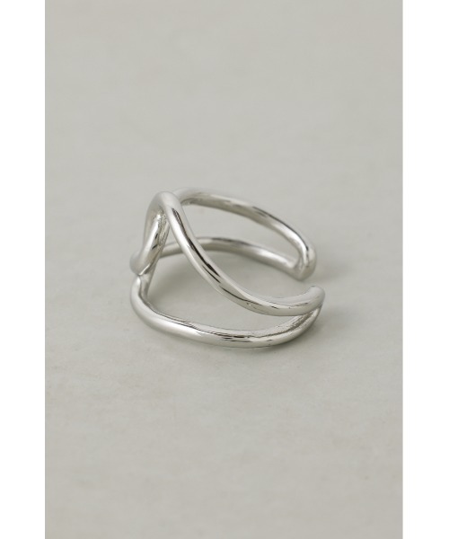 AZUL by moussy（アズールバイマウジー）の「ステンレスオーバーラップリング（リング・レディース・シルバー/ゴールド・FREE）」の7枚目の写真
