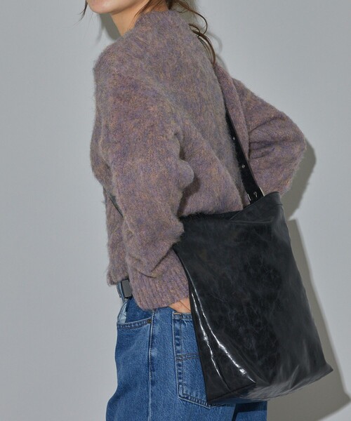 PUBLUX（パブリュクス）の「PUBLUX/パブリュクス アイレットベルトショルダーバッグ(限定展開)（ショルダーバッグ・メンズ・ブラック/ブラウン・FREE）」の13枚目の写真