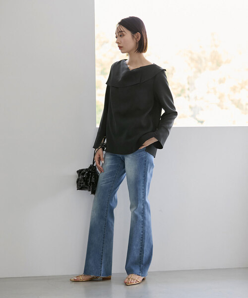 La TOTALITE(ラトータリテ)の「ドレープカラーブラウス(シャツ/ブラウス・レディース・ブラック/ブラック系その他/ホワイト・FREE)」の5枚目の写真