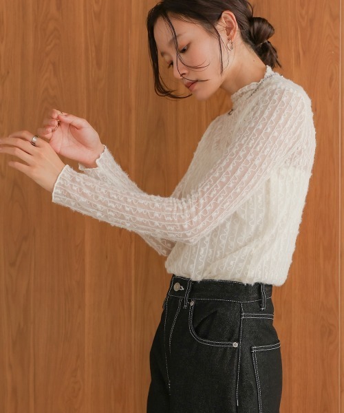 Bab(バブ)の「シアーシャギーハイネックトップス(Tシャツ/カットソー・レディース・ブラック/オフホワイト/モカ・FREE)」の6枚目の写真
