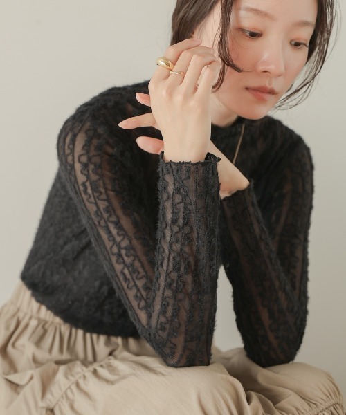 Bab(バブ)の「シアーシャギーハイネックトップス(Tシャツ/カットソー・レディース・ブラック/オフホワイト/モカ・FREE)」の16枚目の写真