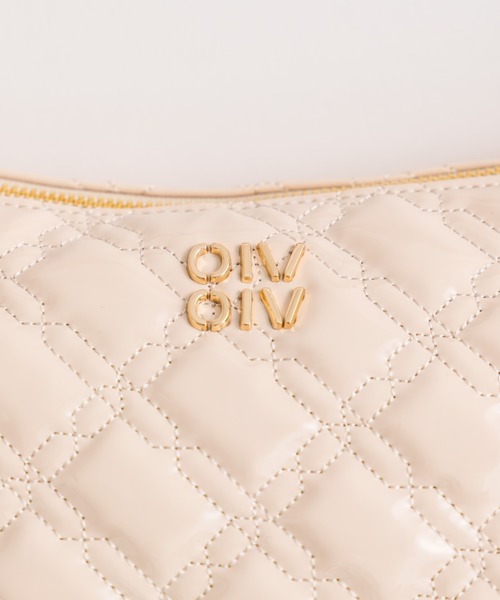 OLIVE des OLIVE(オリーブデオリーブ)の「エンブレム付きエナメルキルティングバッグ(ショルダーバッグ・レディース・アイボリー/サックスブルー/ブラック/ピンク・FREE)」の10枚目の写真