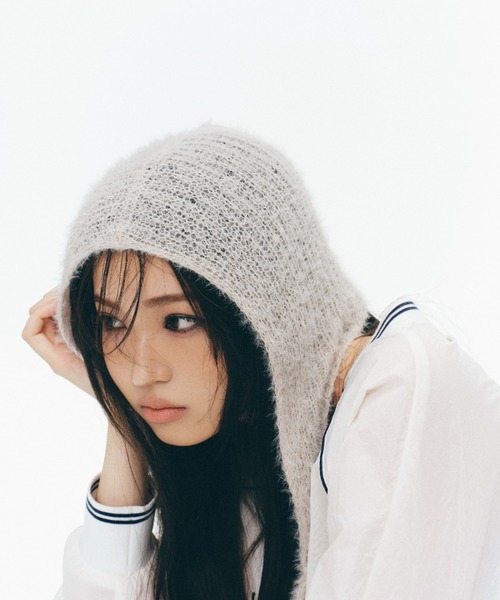 FOREVER 21(フォーエバー トゥエンティーワン)の「【2024FW】スカシニットバブーシュカ(ニットキャップ/ビーニー・レディース・ブラック/オフホワイト・FREE)」の5枚目の写真