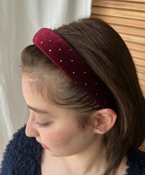 ciite'(シーテ)の「ベロアドット幅広カチューシャ(カチューシャ・レディース・ブルー/ブラウン/ワイン/ブラック/ベージュ・FREE)」の5枚目の写真