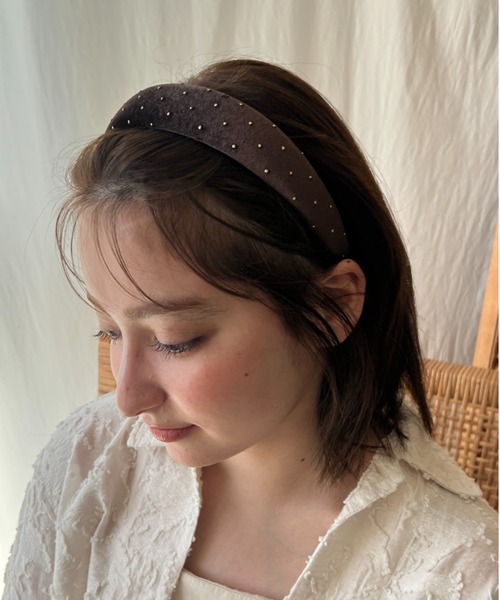 ciite'(シーテ)の「ベロアドット幅広カチューシャ(カチューシャ・レディース・ブルー/ブラウン/ワイン/ブラック/ベージュ・FREE)」の14枚目の写真