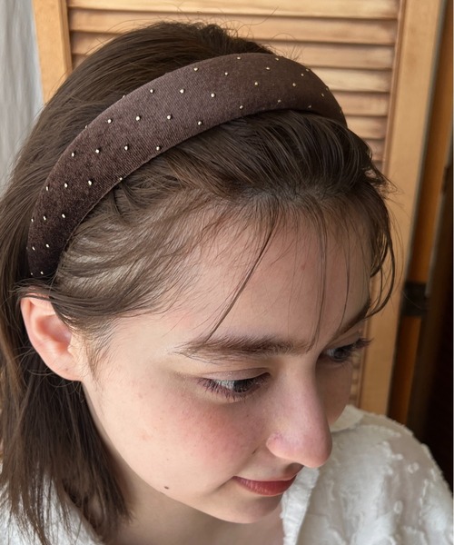 ciite'(シーテ)の「ベロアドット幅広カチューシャ(カチューシャ・レディース・ブルー/ブラウン/ワイン/ブラック/ベージュ・FREE)」の15枚目の写真