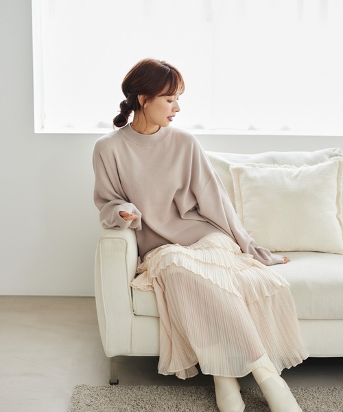 mysty woman（ミスティウーマン）の「ボリュームスリーブプチハイネック　246361（ニット/セーター・レディース・ライトブルー/グレイッシュベージュ/ブラック/オフホワイト・FREE）」の9枚目の写真