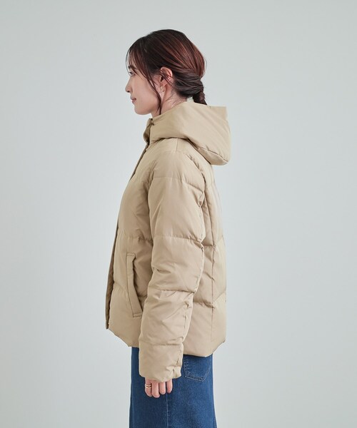 DRESKIP（ドレスキップ）の「◆【洗える/撥水】10の欲張りを満たす ボリューム襟 ダウンジャケット（ダウンジャケット/コート・レディース・ブラック/ブラウン系その他/ナチュラル・02/03/04）」の18枚目の写真